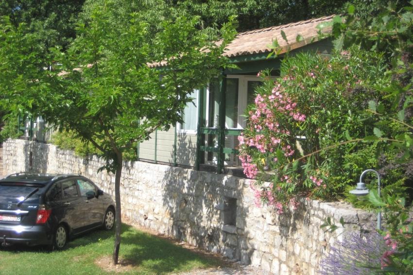 Camping Mas Du Sartre Saint Alban Auriolles Buitenkant foto